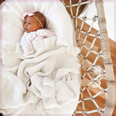 The Perfect Swaddle for Your Newborn: Knitted Newborn Baby Swaddle Blanket